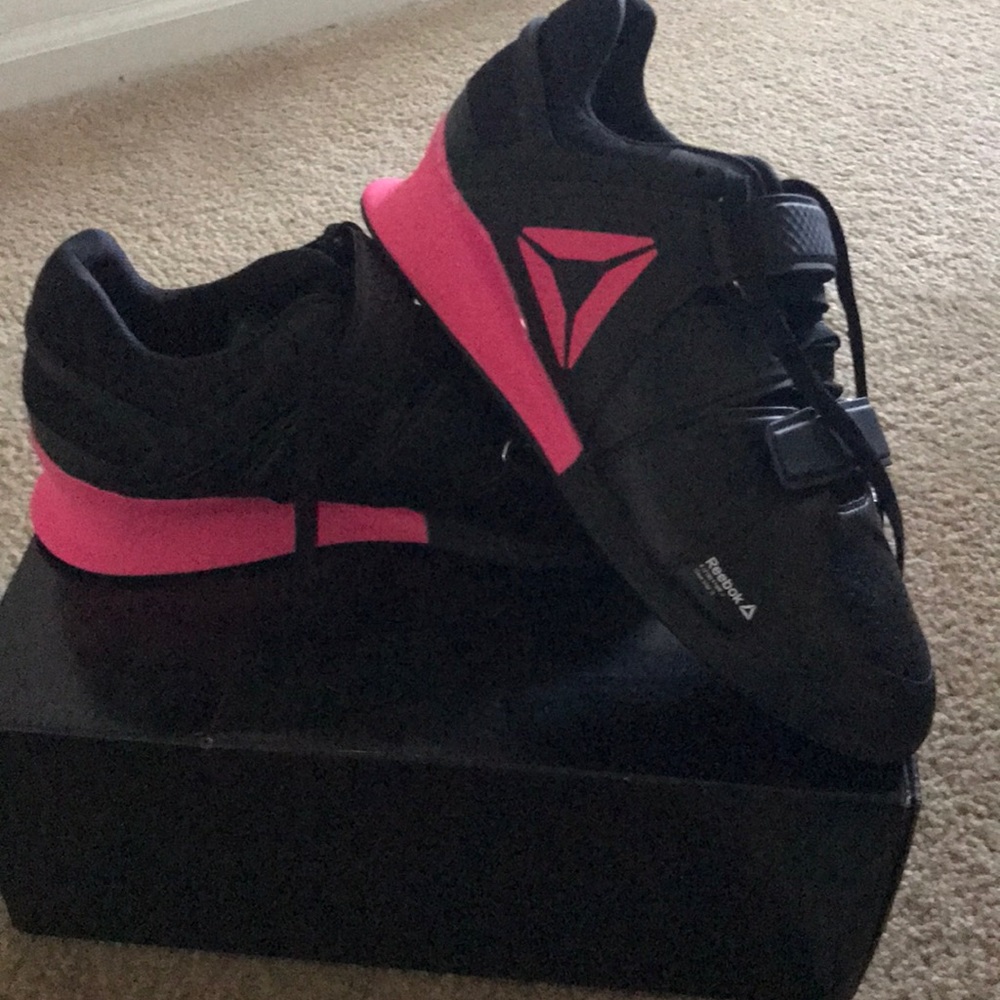 Barbells for Boobs Reebok lifting shoes
